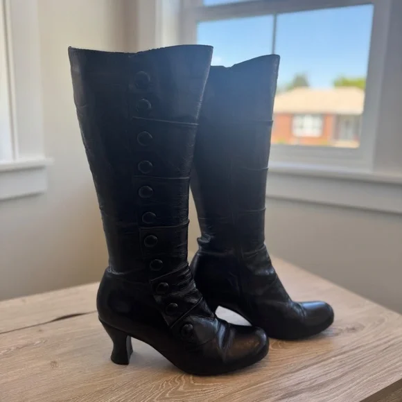 Women’s Miz Mooz size 8.5 Knee High boots - Picture 9 of 9
